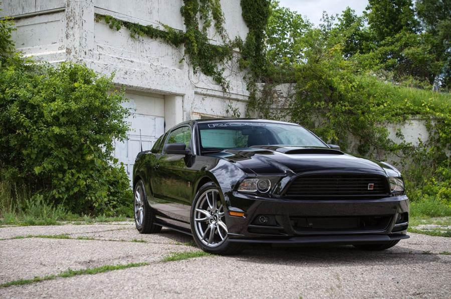  Ford Mustang RS by Roush 2012 года  (фото 30 из 32)